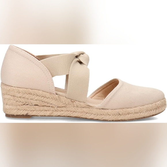 NEW Life Stride Kascade Wedge Espadrille 1 3/4" Heel Almond 6.5 New w/o Box - Picture 2 of 14